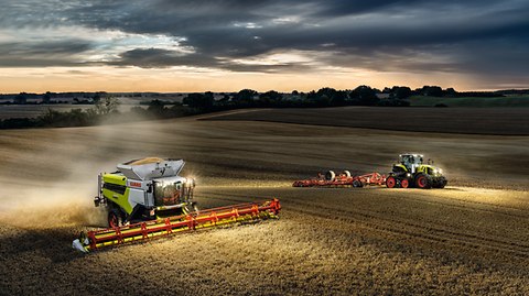 AXION 900 TERRA TRAC